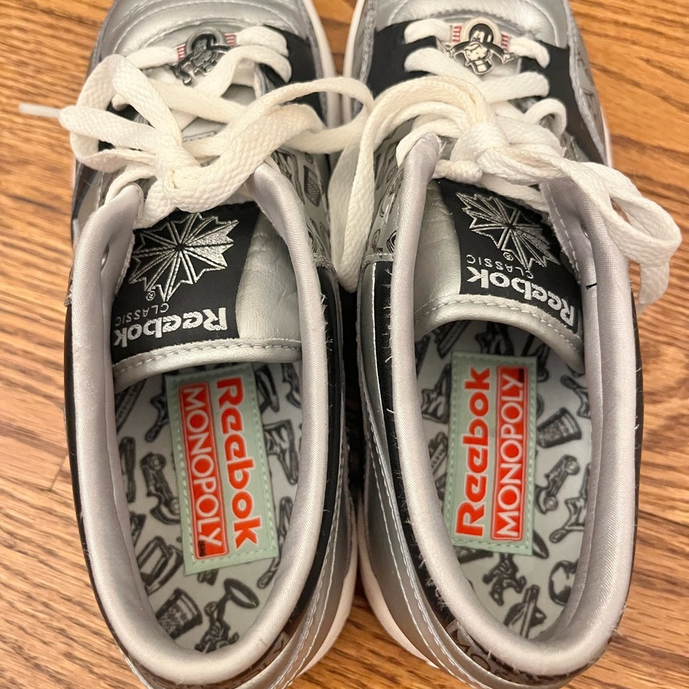 Collectible 2008 Reebok Classic Hasbro Monopoly Collection Womens Size 7 - Picture 8 of 15
